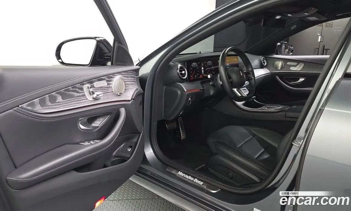 Mercedes-Benz E-Class 2022 2.0 автомат (гидро), фото 12