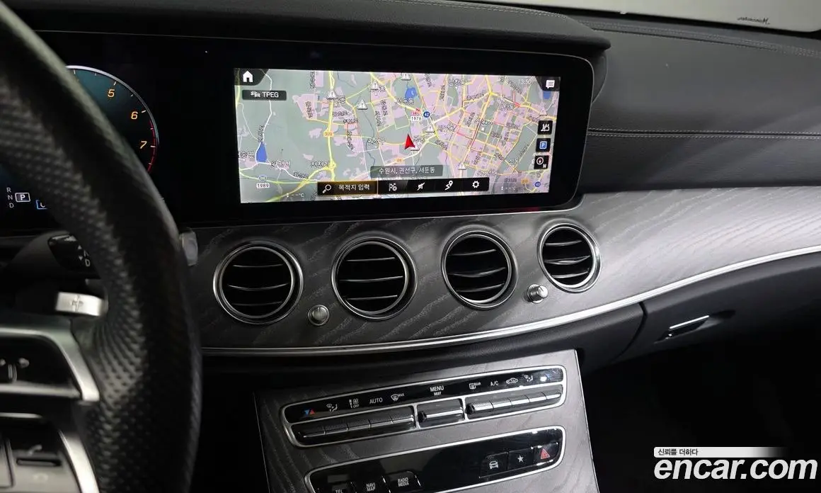 Mercedes-Benz E-Class 2022 2.0 автомат (гидро), фото 19