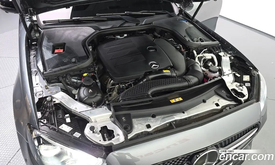 Mercedes-Benz E-Class 2022 2.0 автомат (гидро), фото 5
