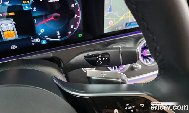 Mercedes-Benz E-Class 2023 2.0 автомат (гидро), миниатюра 12