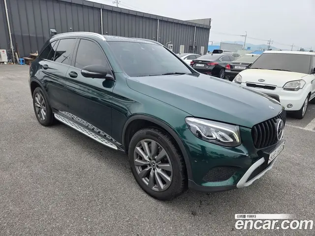 Mercedes-Benz GLC-Class 2018 2.0 гидро, миниатюра 3 Mercedes-Benz GLC-Class 2018 2.0 гидро, миниатюра 3