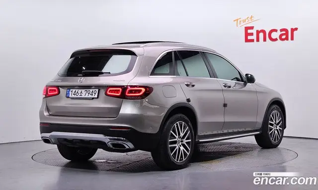 Mercedes-Benz GLC-Class 2022 1.9 гидро, миниатюра 2