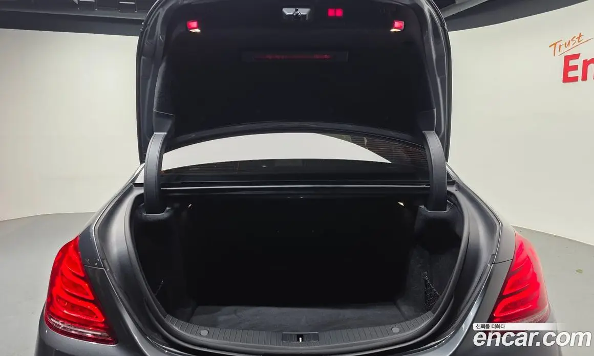 Mercedes-Benz S-Class 2016 3.0 гидро, фото 13 Mercedes-Benz S-Class 2016 3.0 гидро, фото 13