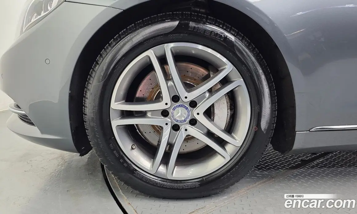 Mercedes-Benz S-Class 2016 3.0 гидро, фото 17 Mercedes-Benz S-Class 2016 3.0 гидро, фото 17