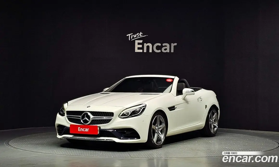 Mercedes-Benz SLC-Class 2017 2.0 гидро, фото 1 Mercedes-Benz SLC-Class 2017 2.0 гидро, фото 1