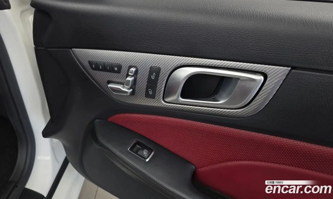 Mercedes-Benz SLC-Class 2017 2.0 гидро, фото 22 Mercedes-Benz SLC-Class 2017 2.0 гидро, фото 22