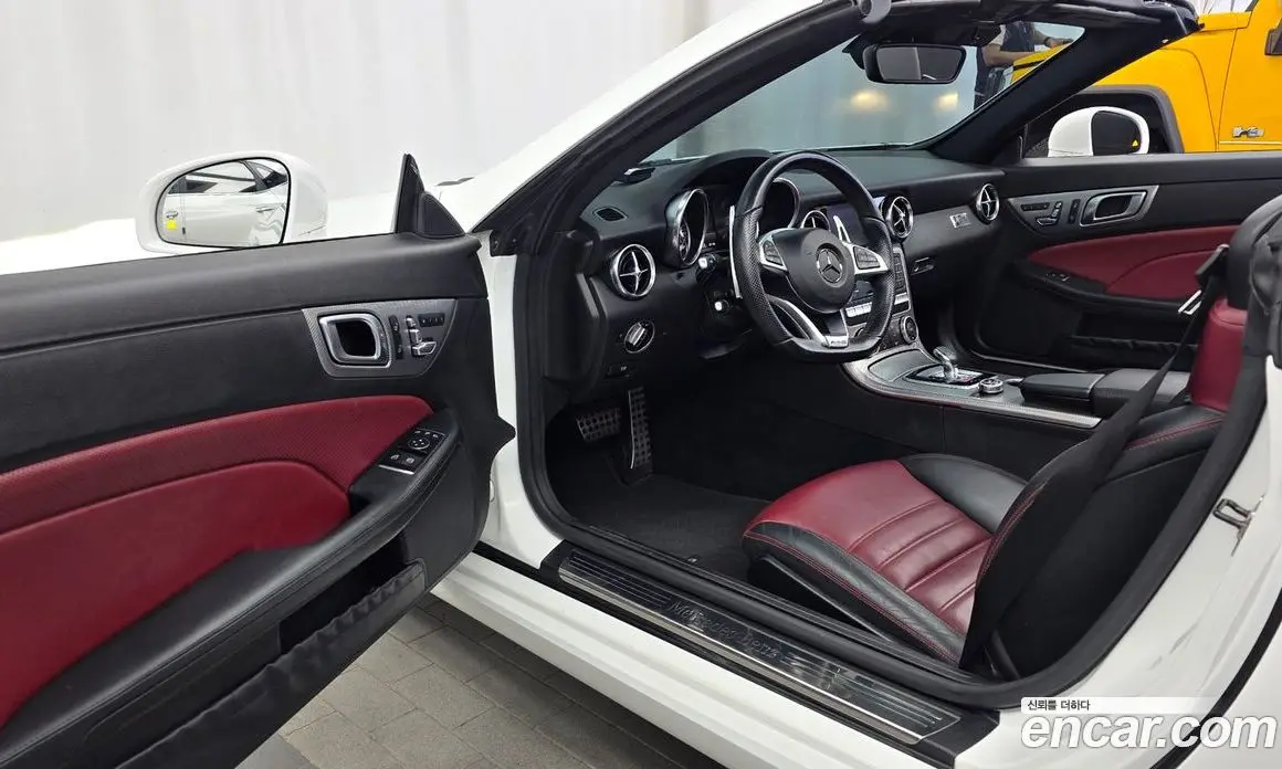 Mercedes-Benz SLC-Class 2017 2.0 гидро, фото 24 Mercedes-Benz SLC-Class 2017 2.0 гидро, фото 24