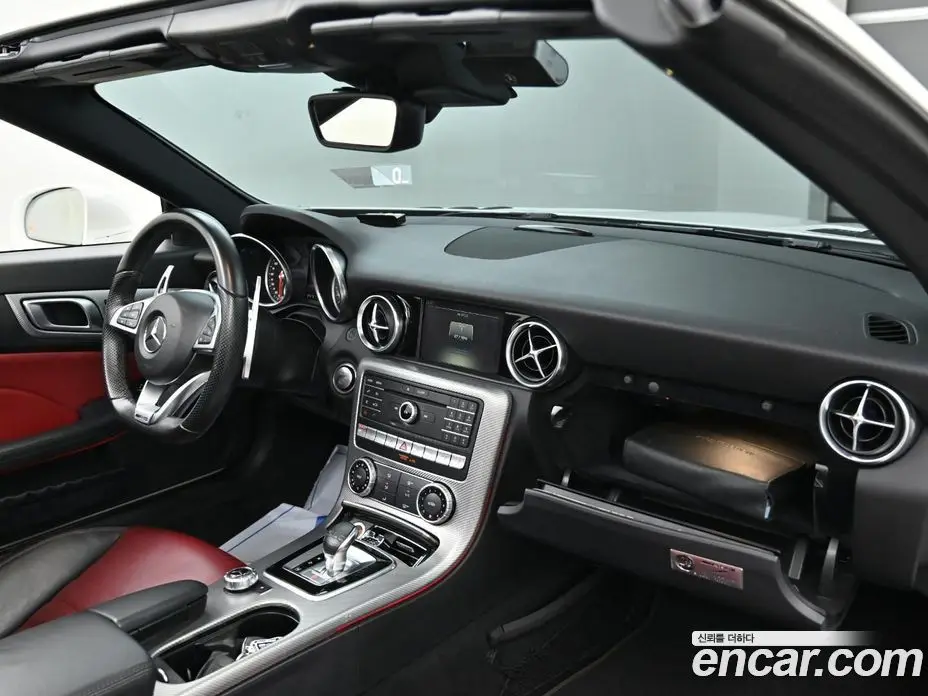Mercedes-Benz SLC-Class 2017 2.0 гидро, фото 26 Mercedes-Benz SLC-Class 2017 2.0 гидро, фото 26