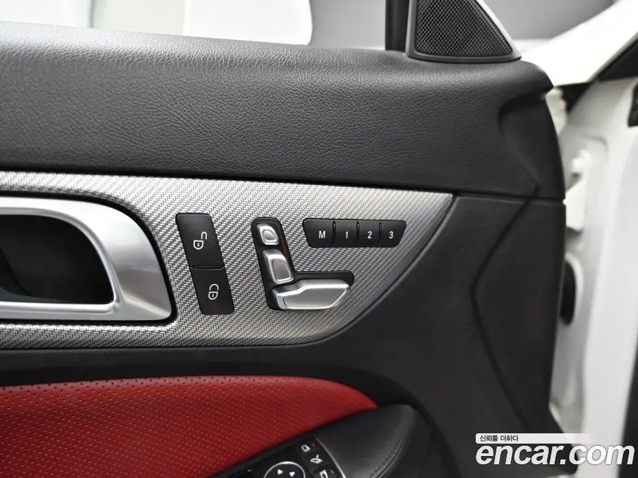 Mercedes-Benz SLC-Class 2017 2.0 гидро, фото 34 Mercedes-Benz SLC-Class 2017 2.0 гидро, фото 34