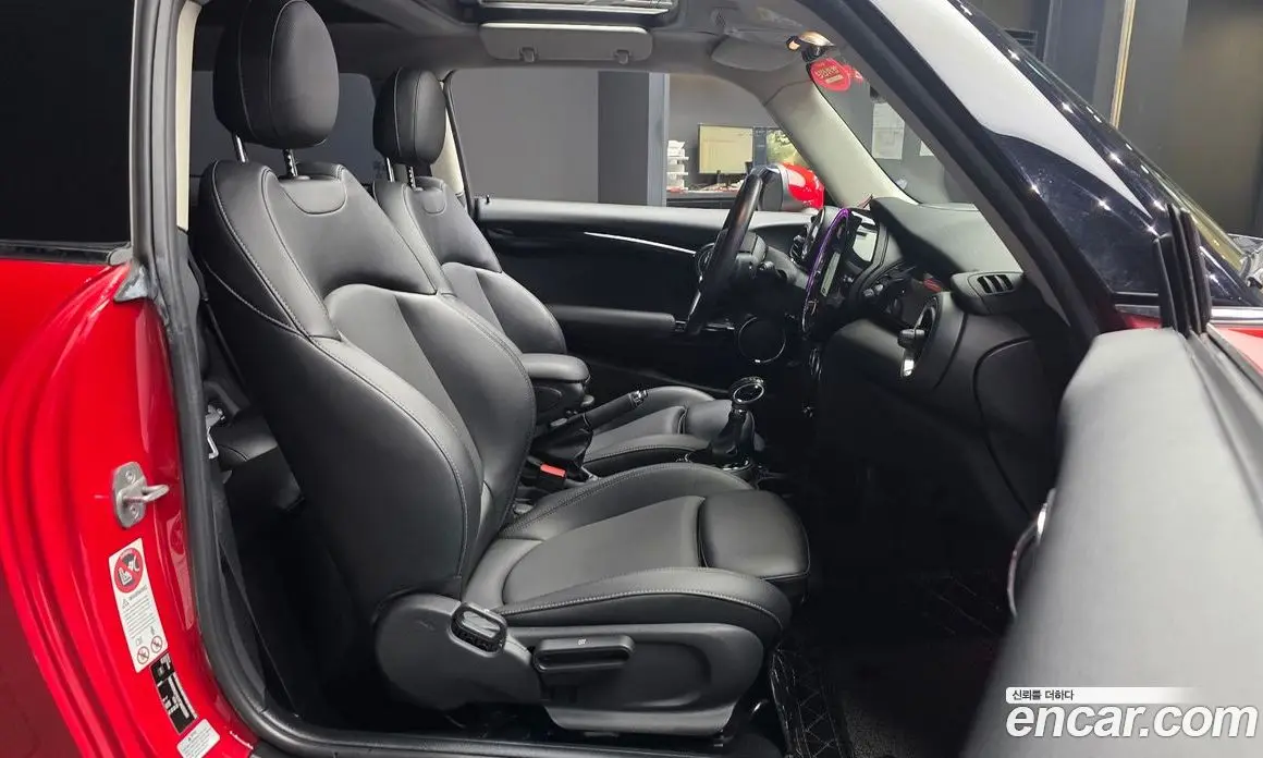 Mini Cooper 2015 1.5 автомат (гидро), фото 11