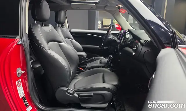 Mini Cooper 2015 1.5 автомат (гидро), миниатюра 11