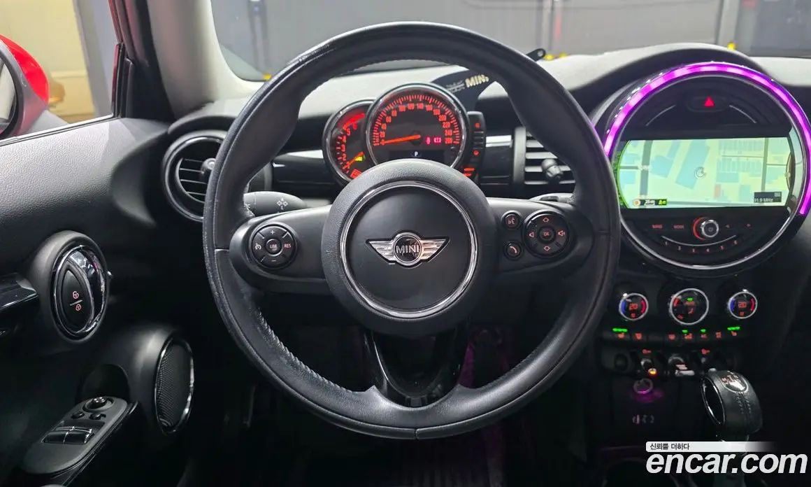 Mini Cooper 2015 1.5 автомат (гидро), фото 13