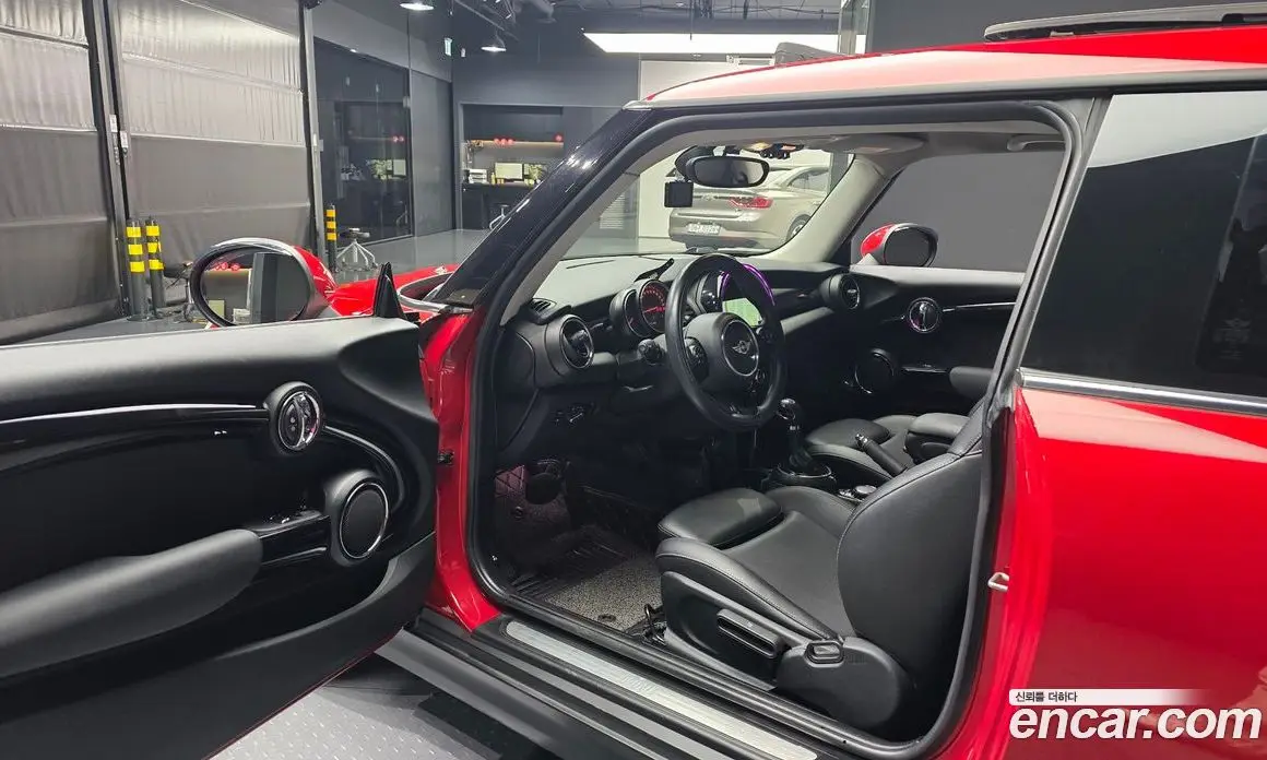 Mini Cooper 2015 1.5 автомат (гидро), фото 10