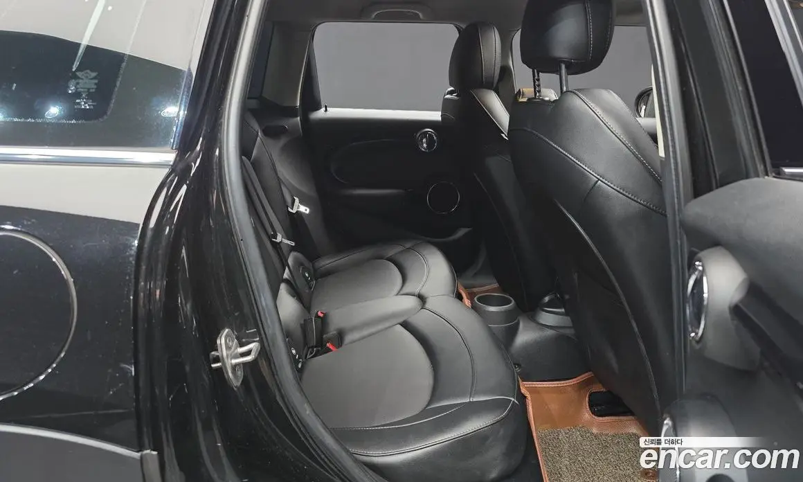 Mini Cooper 2015 1.5 автомат (гидро), фото 11