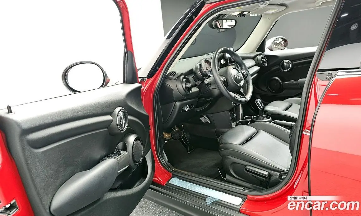Mini Cooper 2018 1.5 автомат (гидро), фото 10
