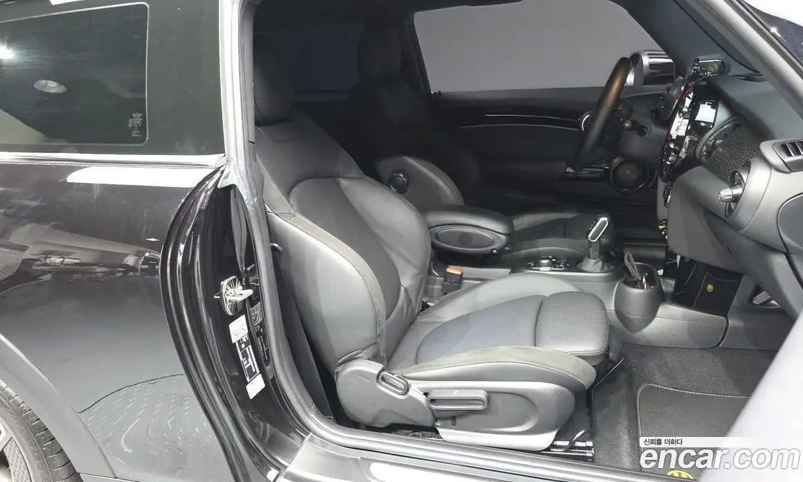 Mini Cooper 2022 автомат (гидро), фото 11