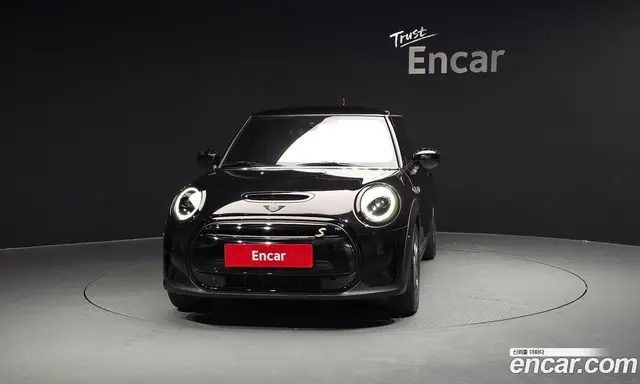 Mini Cooper 2022 автомат (гидро), миниатюра 3