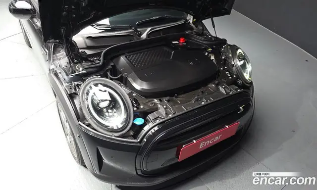 Mini Cooper 2022 автомат (гидро), миниатюра 6