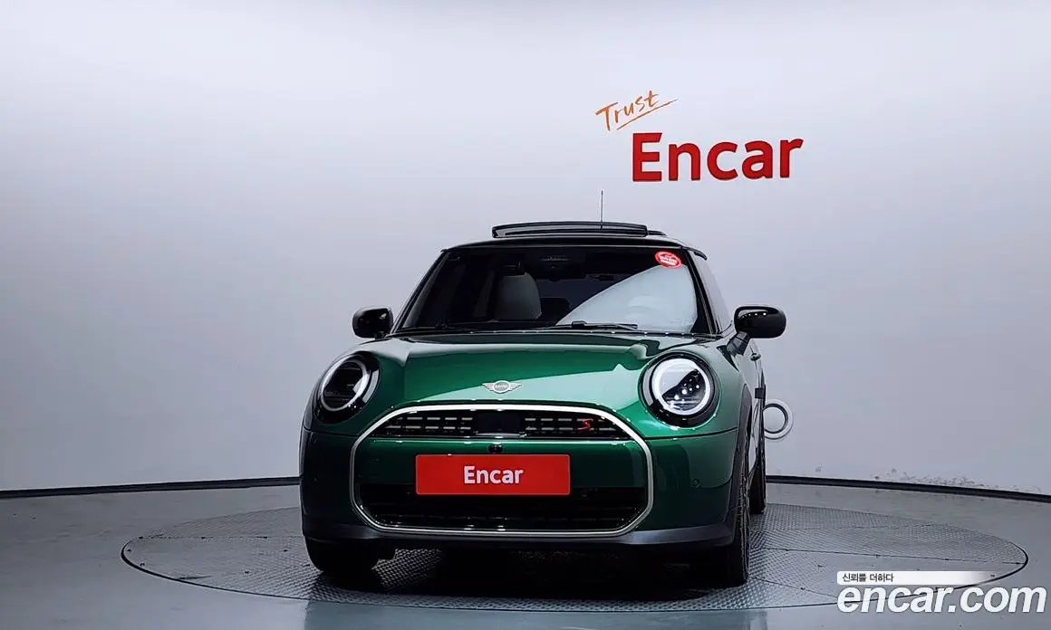 Mini Cooper 2024 2.0 автомат (гидро), фото 3