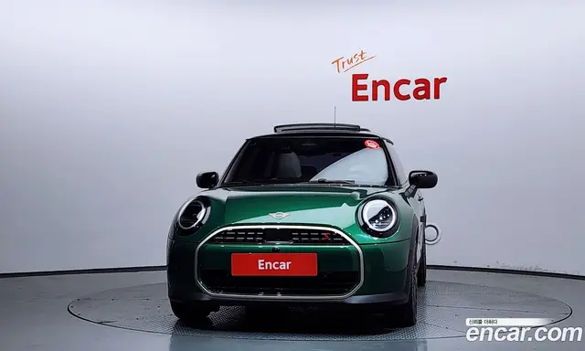 Mini Cooper 2024 2.0 автомат (гидро), миниатюра 3