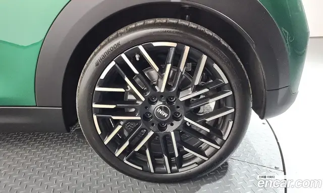 Mini Cooper 2024 2.0 автомат (гидро), миниатюра 7