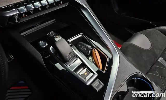 Peugeot 3008 2018 2.0 автомат (гидро), миниатюра 12