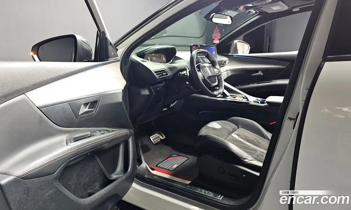 Peugeot 3008 2018 2.0 автомат (гидро), фото 13