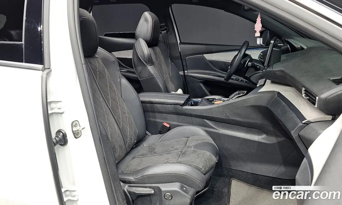 Peugeot 3008 2018 2.0 автомат (гидро), фото 17