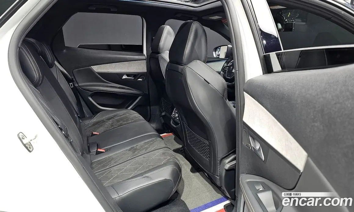 Peugeot 3008 2018 2.0 автомат (гидро), фото 18