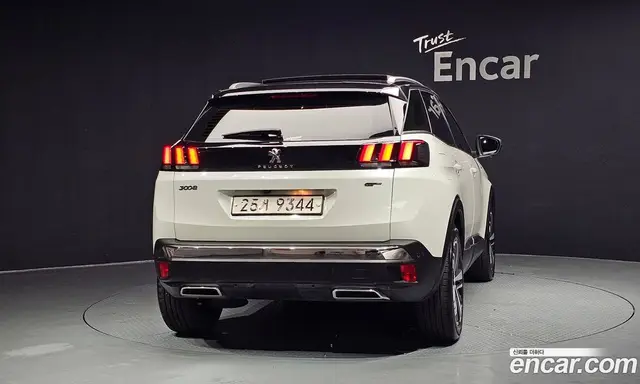 Peugeot 3008 2018 2.0 автомат (гидро), миниатюра 4