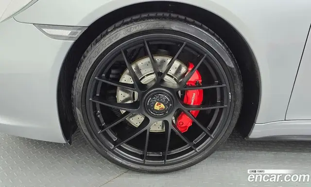 Porsche 911 2019 3.0 автомат (гидро), миниатюра 5