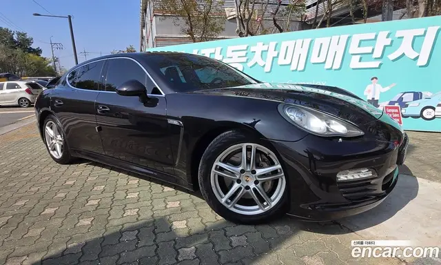 Porsche Panamera, 2011, 131 651 км