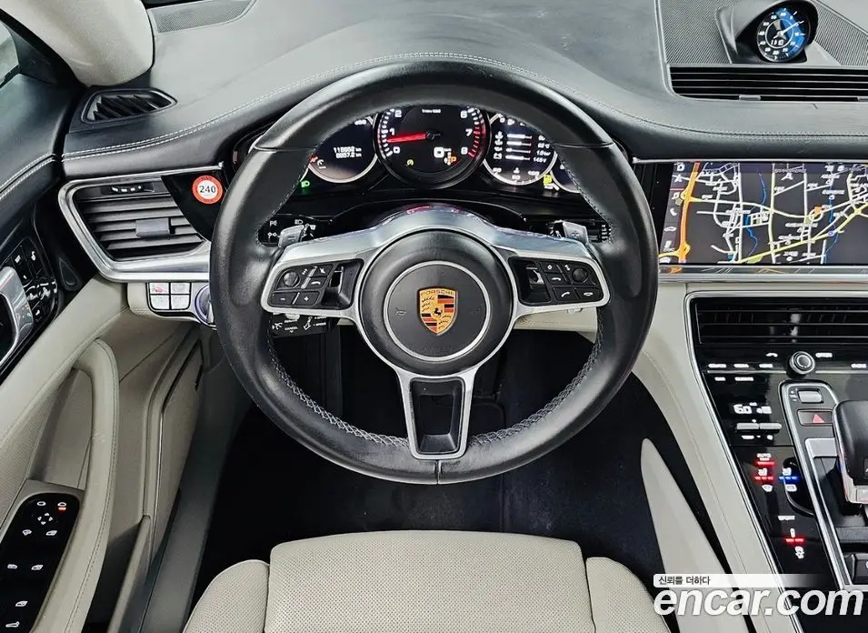 Porsche Panamera 2018 3.0 автомат (гидро), фото 14