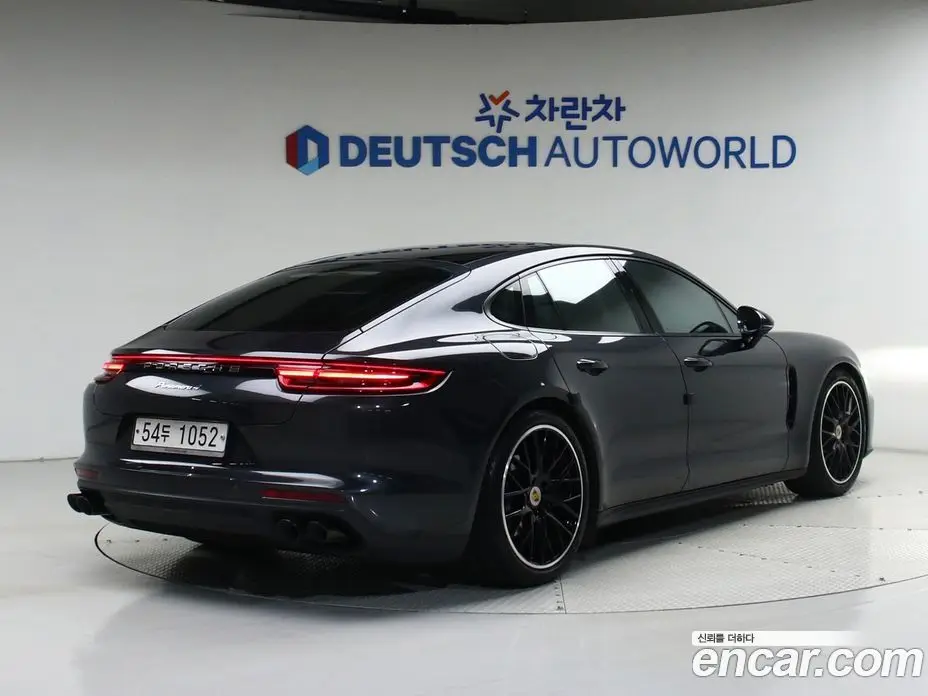 Porsche Panamera 2018 3.0 автомат (гидро), фото 3