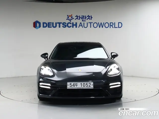 Porsche Panamera 2018 3.0 автомат (гидро), миниатюра 4