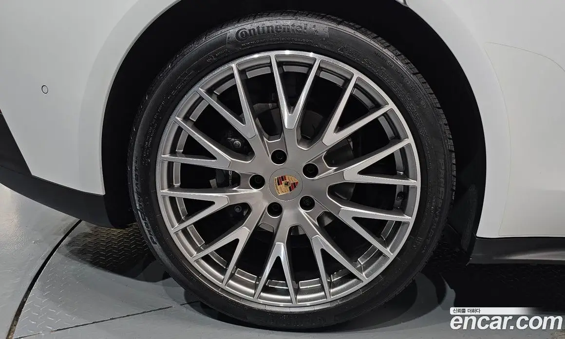 Porsche Panamera 2024 2.9 автомат (гидро), фото 6