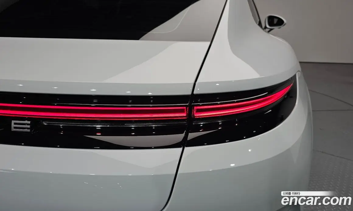 Porsche Panamera 2024 2.9 автомат (гидро), фото 8