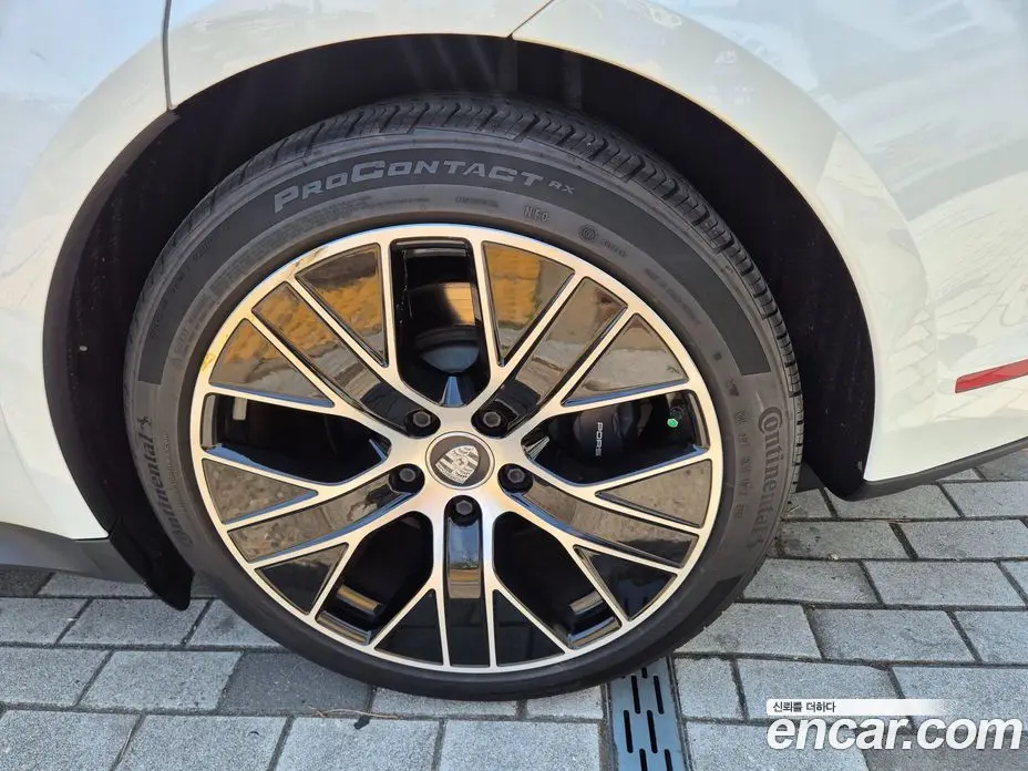 Porsche Taycan 2021 автомат (гидро), фото 5