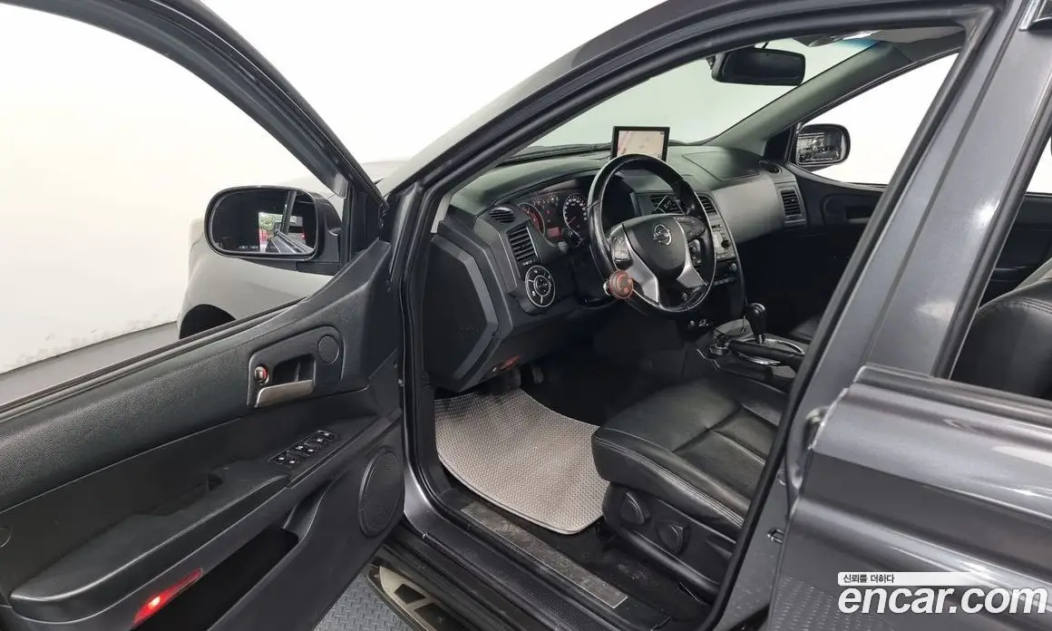 SsangYong Korando 2015 2.0 автомат (гидро), фото 13