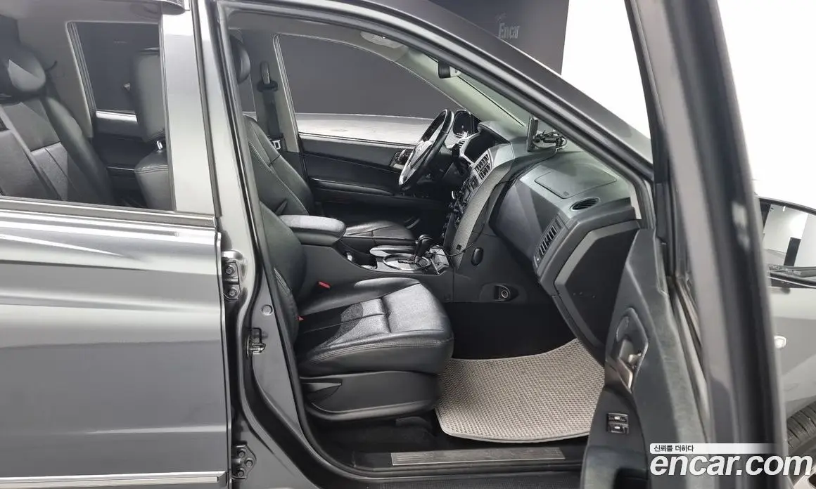 SsangYong Korando 2015 2.0 автомат (гидро), фото 16