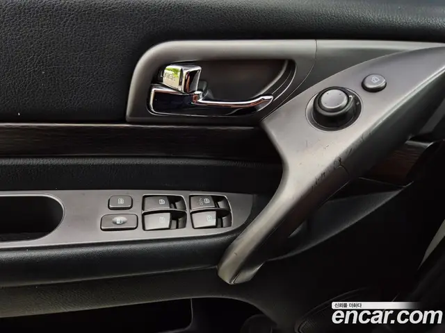 SsangYong Korando 2017 2.2 автомат (гидро), миниатюра 7