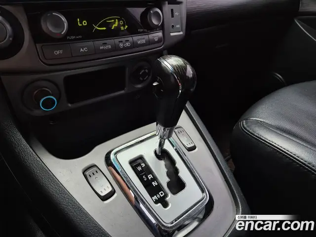 SsangYong Korando 2017 2.2 автомат (гидро), миниатюра 9