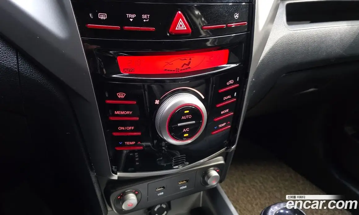 SsangYong TIBOLI 2015 1.6 автомат (гидро), фото 16