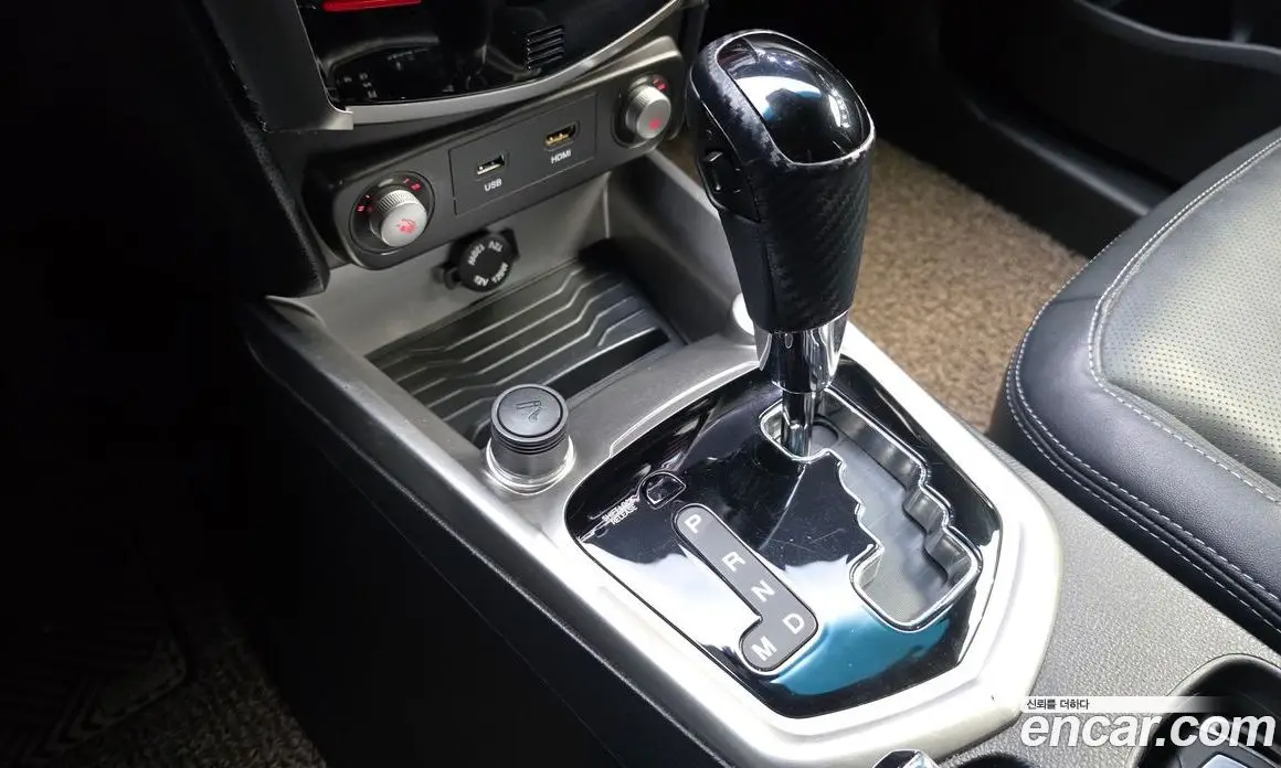 SsangYong TIBOLI 2015 1.6 автомат (гидро), фото 9
