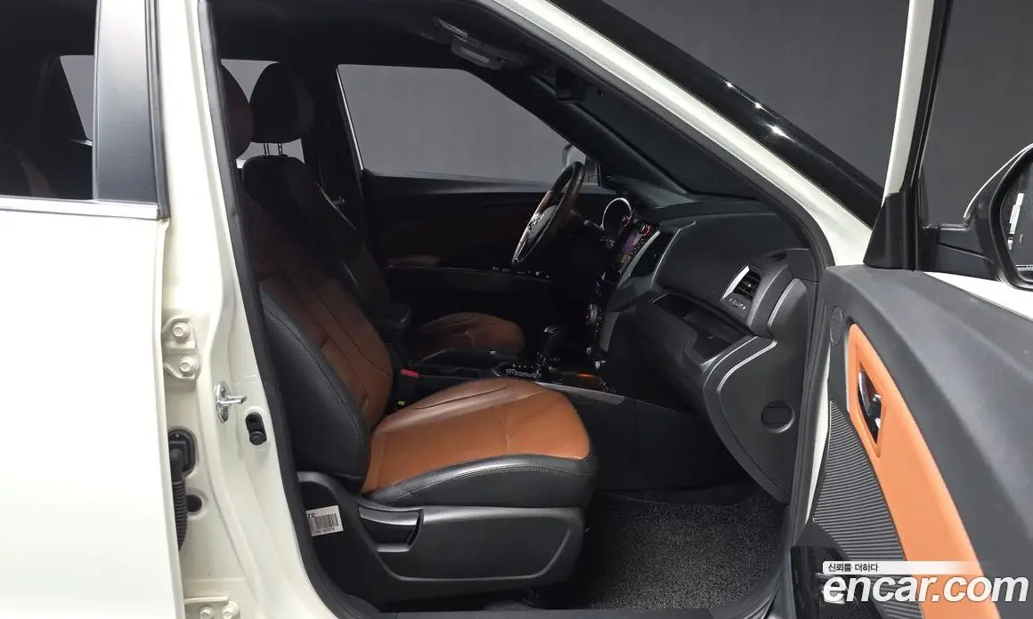 SsangYong TIBOLI 2017 1.6 автомат (гидро), фото 17