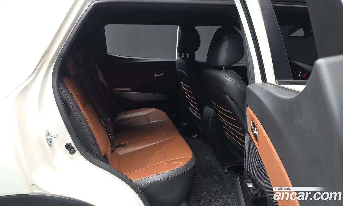 SsangYong TIBOLI 2017 1.6 автомат (гидро), фото 18