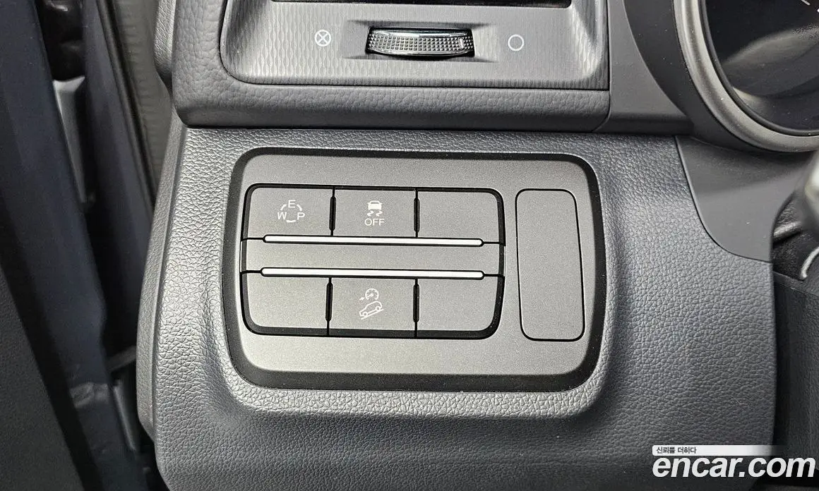 SsangYong TIBOLI 2019 1.6 автомат (гидро), фото 16