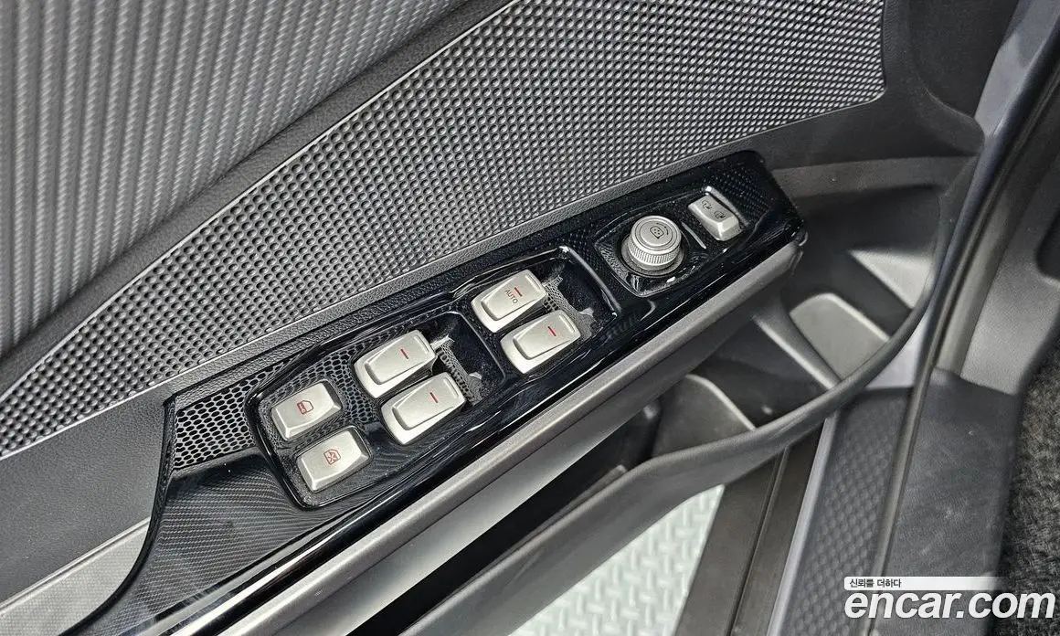 SsangYong TIBOLI 2019 1.6 автомат (гидро), фото 18