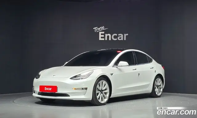 Tesla Model 3, 2020, 186 969 км