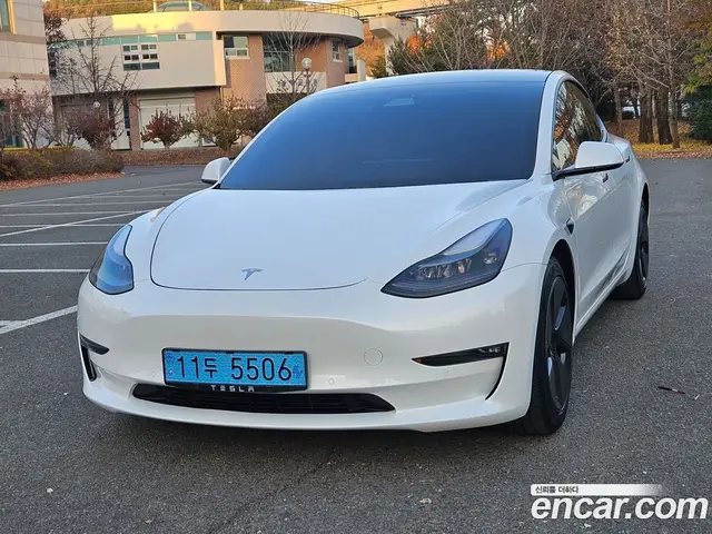 Tesla Model 3 2021 0.2 автомат (гидро), миниатюра 2 Tesla Model 3 2021 0.2 автомат (гидро), миниатюра 2